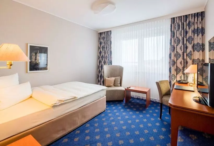Fotos del hotel Best Western  Windorf:  7