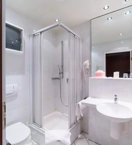 Fotos del hotel Tante Alma's Hotel Lasthaus Am Ring:  12