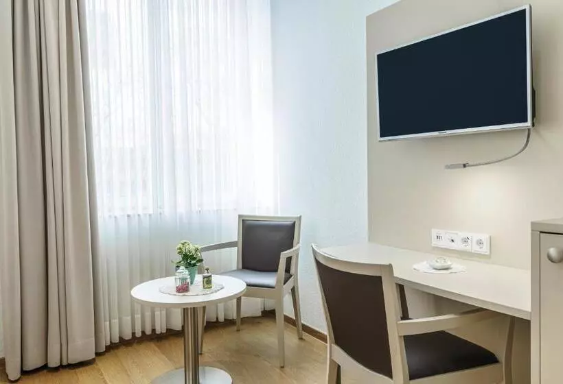 Fotos del hotel Tante Alma's Hotel Lasthaus Am Ring:  21