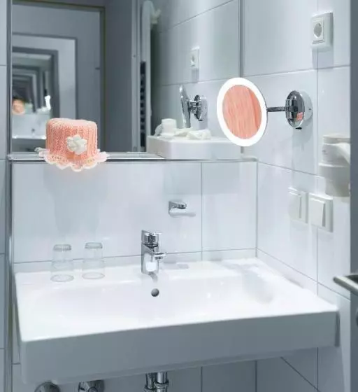 Fotos del hotel Tante Alma's Hotel Lasthaus Am Ring:  15