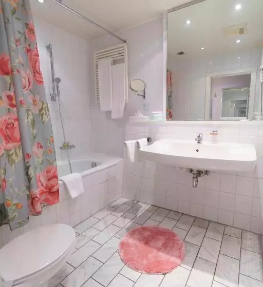 Fotos del hotel Tante Alma's Hotel Lasthaus Am Ring:  3