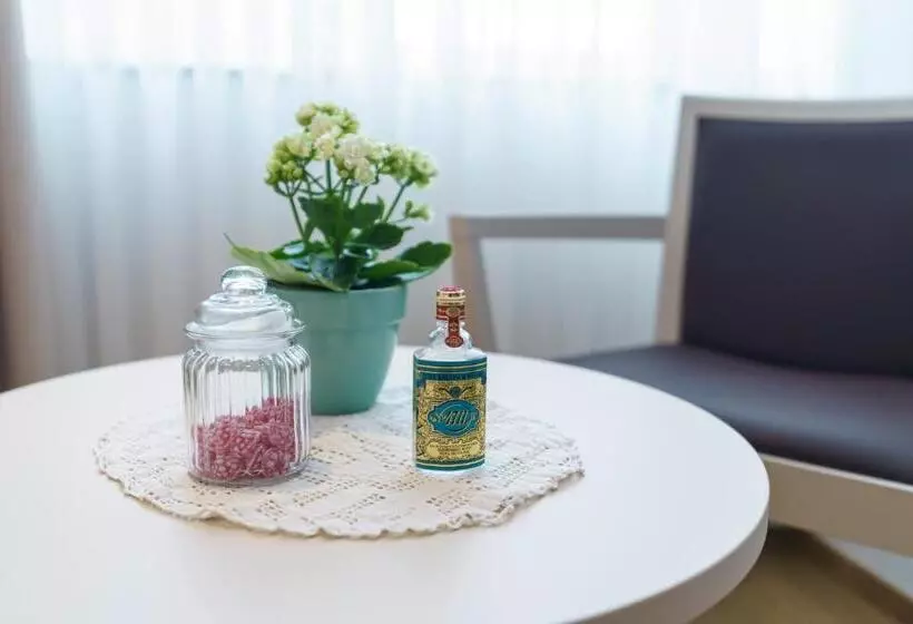 Fotos del hotel Tante Alma's Hotel Lasthaus Am Ring:  5