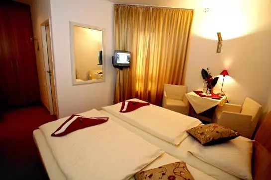 Fotos del hotel Prinzregent by Centro Basic:  11