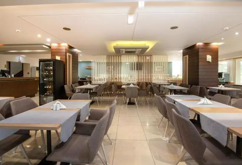 Fotos del hotel Atrion Resort:  11