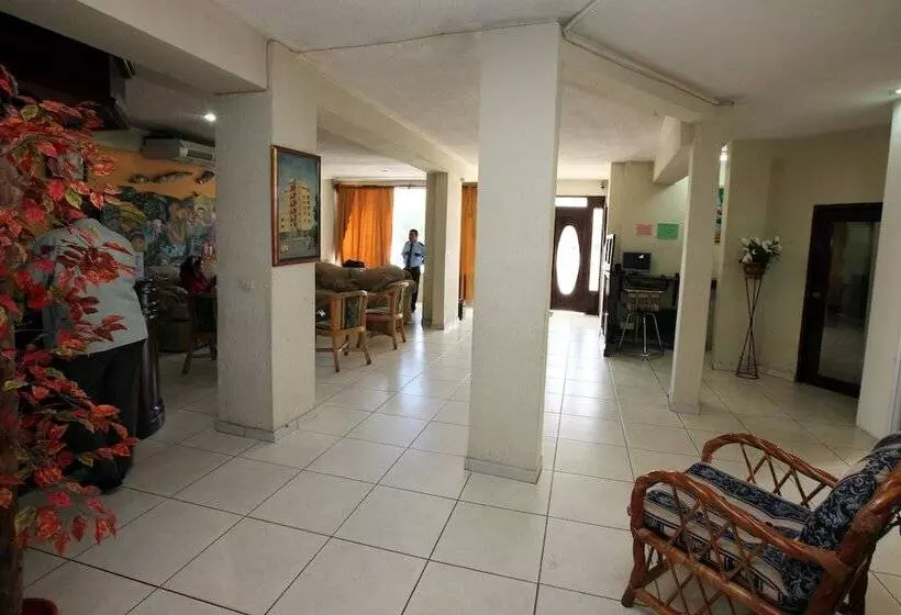 Fotos del hotel Honduras Plaza:  3