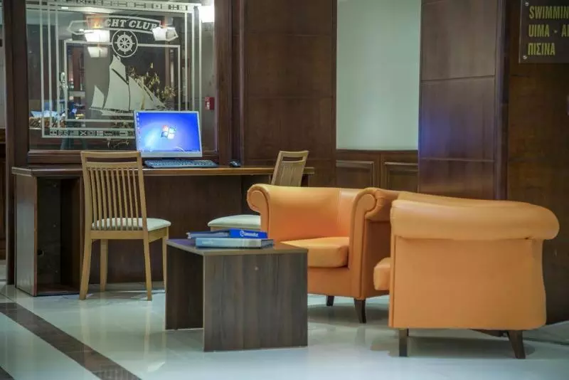 Fotos del hotel Manousos City Hotel:  4