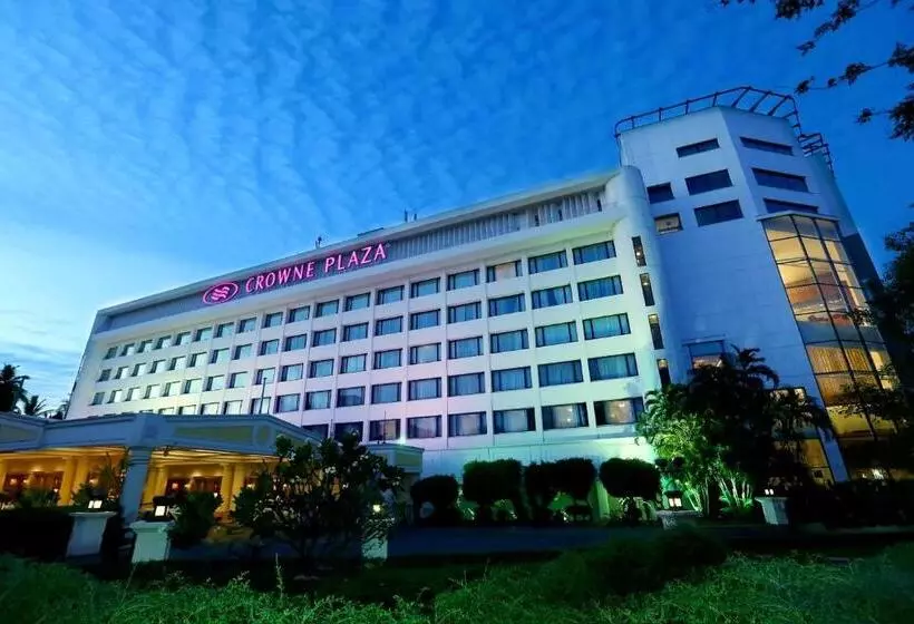 Crowne Plaza Chennai Adyar Park, An Ihg