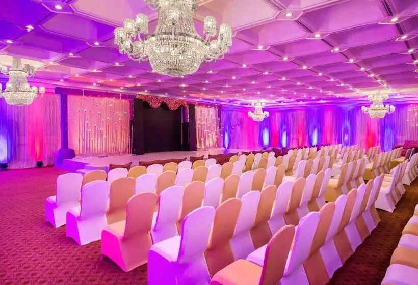 Fotos del hotel Crowne Plaza Chennai Adyar Park, An Ihg:  20