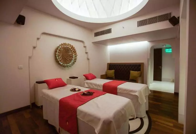 Fotos del hotel Crowne Plaza Chennai Adyar Park, An Ihg:  16