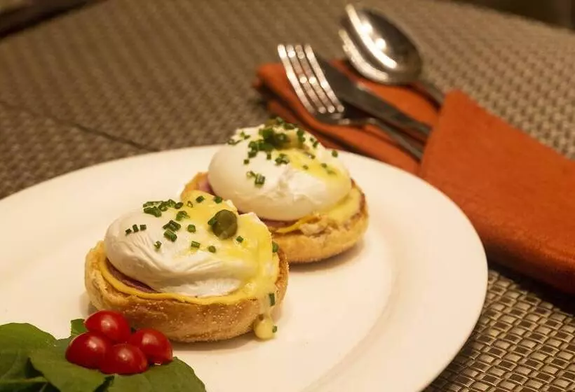 Fotos del hotel President  Ihcl Seleqtions:  9