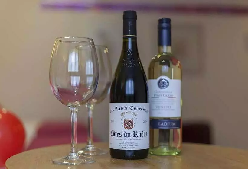 Fotos del hotel Skeffington Arms:  5