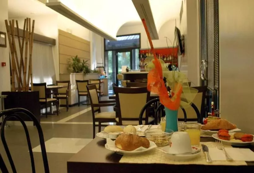 Fotos del hotel Fiera Wellness & Spa:  4