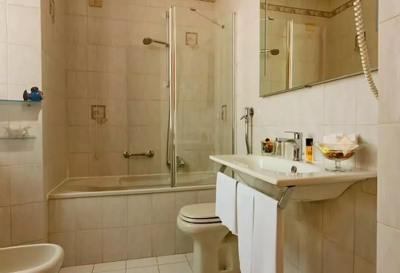 Fotos del hotel Grand  Miramare:  5