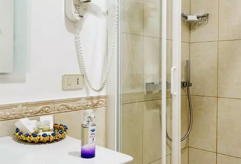 Fotos del hotel Grand  Miramare:  19