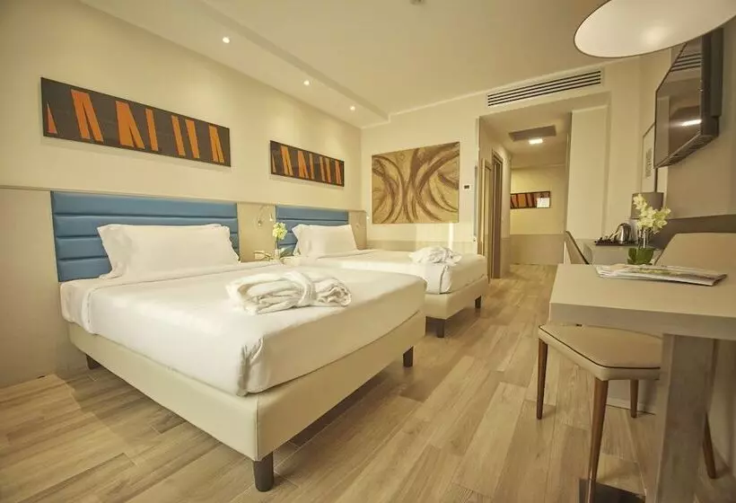 Fotos del hotel Ih S Milano Lorenteggio:  22