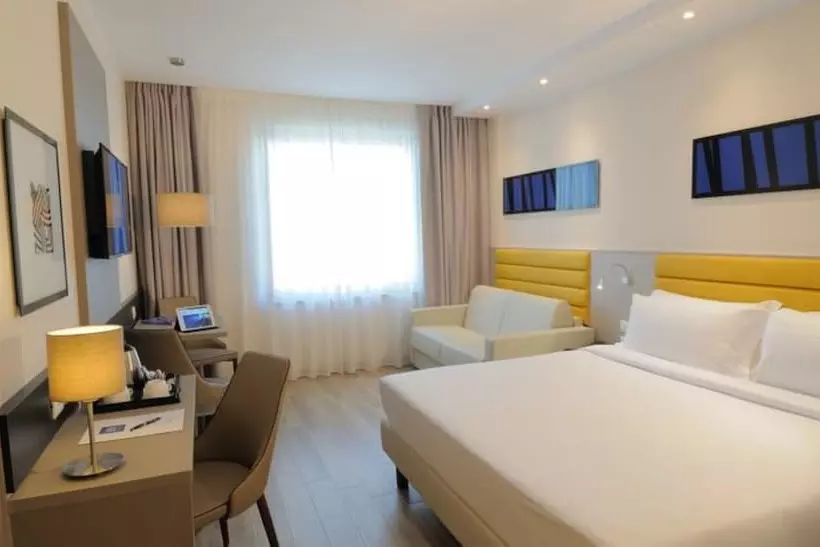 Fotos del hotel Ih S Milano Lorenteggio:  24