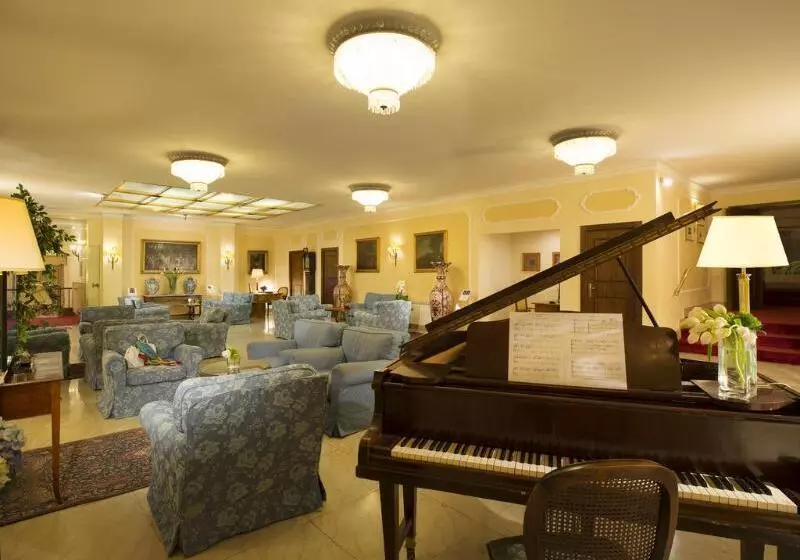 Fotos del hotel Napoleon:  3