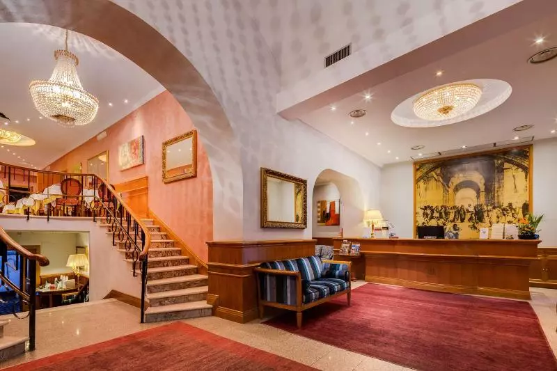 Fotos del hotel Raffaello; Sure Hotel Collection By Best Western:  15