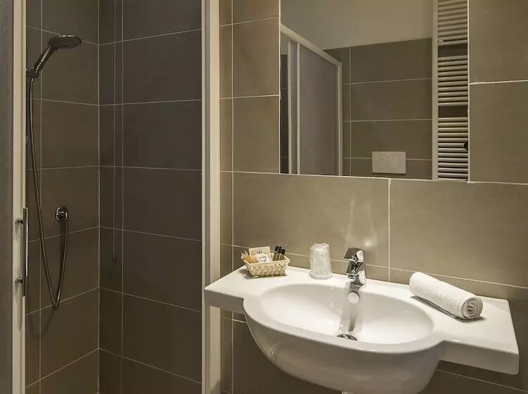 Fotos del hotel Nuovo Hotel Del Porto:  12