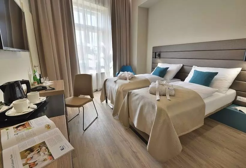 Fotos del hotel Ea  New Town:  18