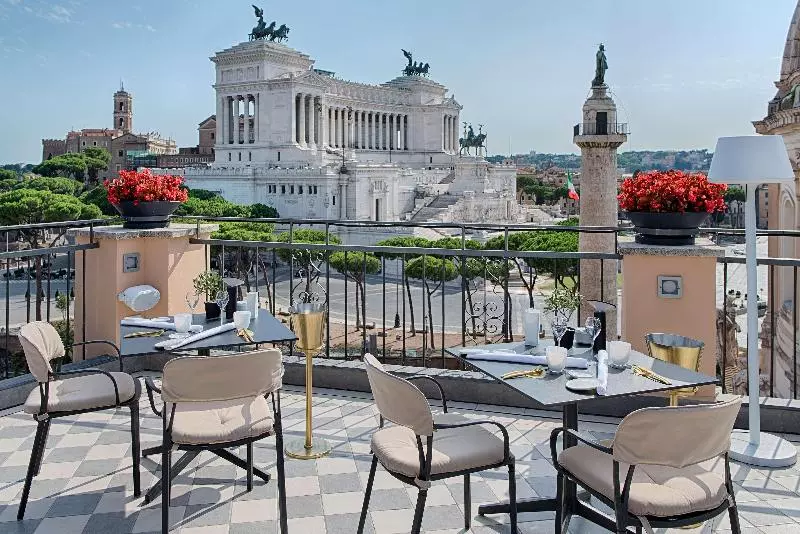 Fotos del hotel Nh Collection Roma Fori Imperiali:  19