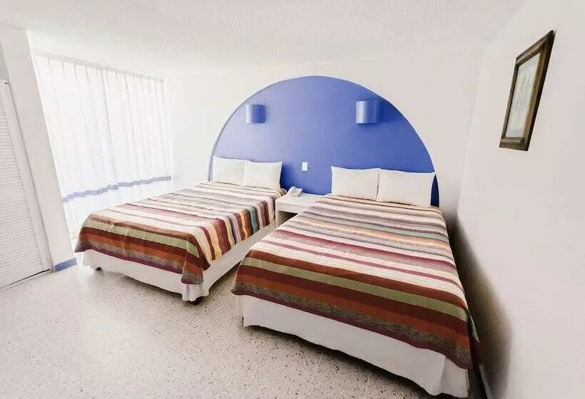 Fotos del hotel Suites Villasol:  7