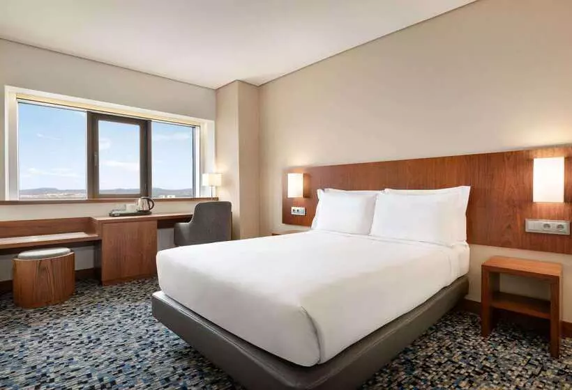 Fotos del hotel Ramada By Wyndham Lisbon:  12