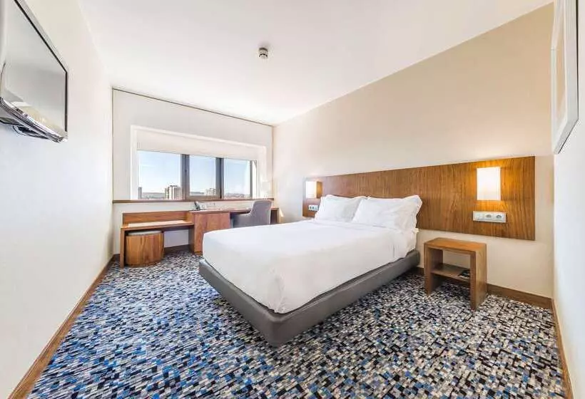 Fotos del hotel Ramada By Wyndham Lisbon:  7