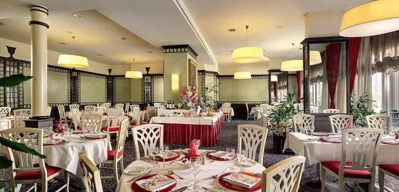 Fotos del hotel De La Paix:  3