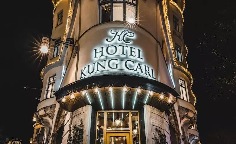 Kung Carl; Bw Premier Collection