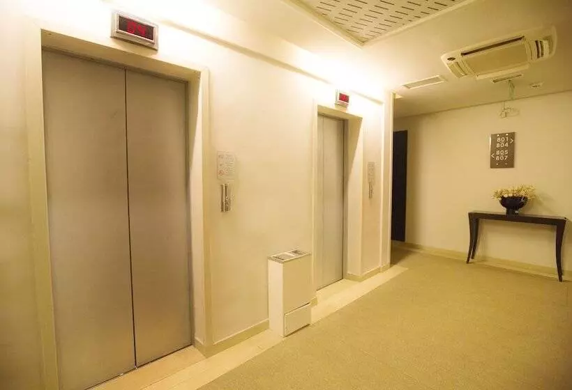 Fotos del hotel Ambassadeurs:  5