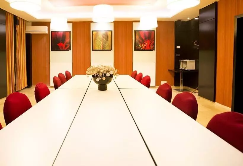 Fotos del hotel Ambassadeurs:  8