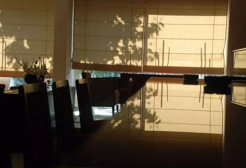 Fotos del hotel Ambassadeurs:  25