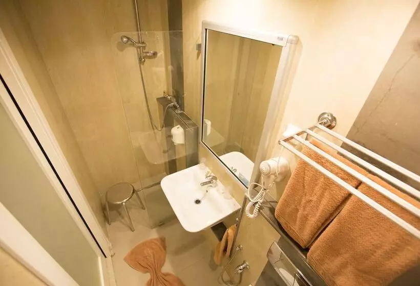 Fotos del hotel Ambassadeurs:  9