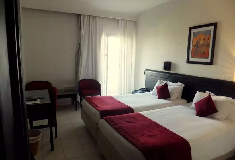 Fotos del hotel Ambassadeurs:  12