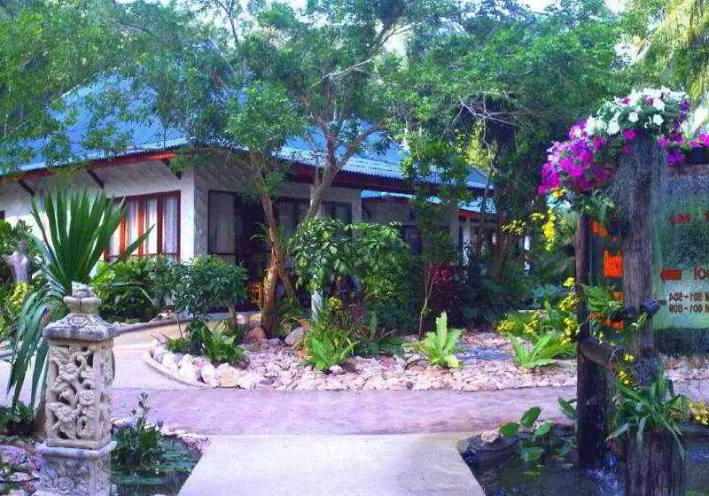 Fotos del hotel Crystal Bay Yacht Club:  24