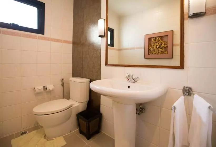 Fotos del hotel The Tarntawan  Surawong Bangkok:  6