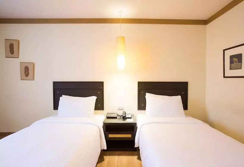 Fotos del hotel The Tarntawan  Surawong Bangkok:  15