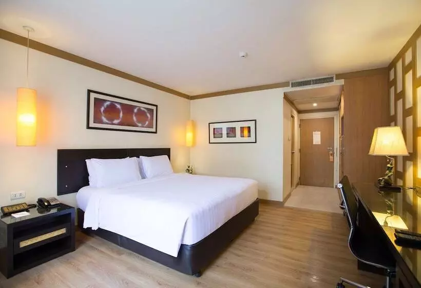 The Tarntawan  Surawong Bangkok