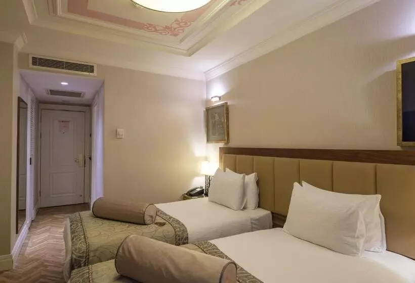 Fotos del hotel Golden Age  & Spa:  18