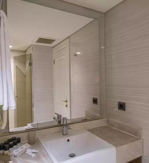 Fotos del hotel Golden Age  & Spa:  3