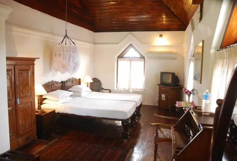 Fotos del hotel Old Courtyard:  9