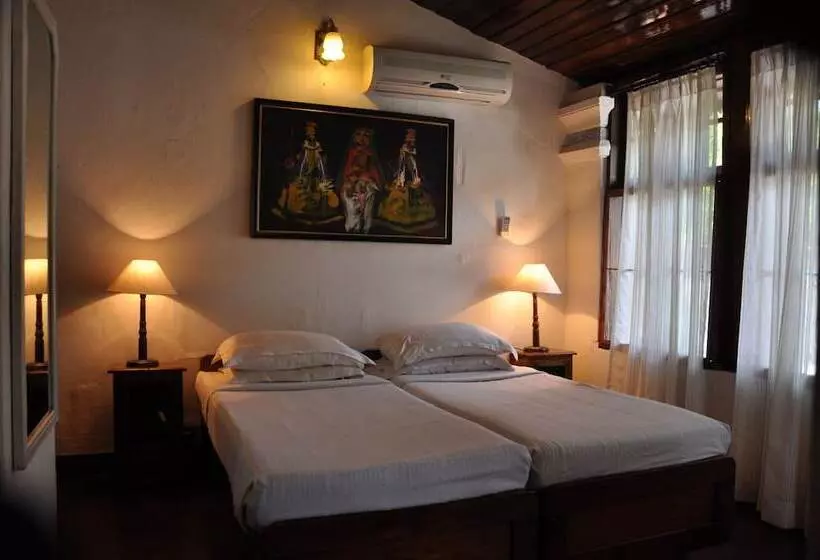 Fotos del hotel Old Courtyard:  7