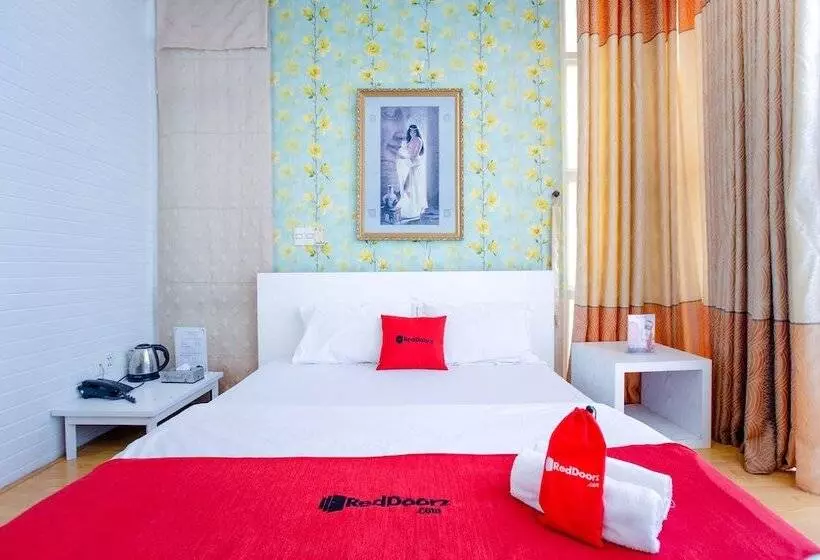 Reddoorz Plus @ Nguyen Thi Thap Street