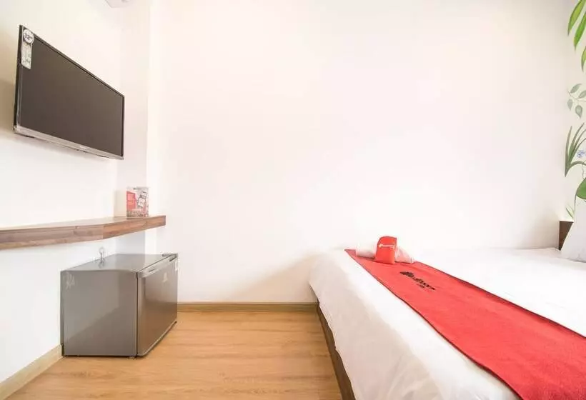 Fotos del hotel Reddoorz Plus @ Tran Quang Khai Street:  13