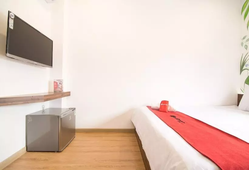 Fotos del hotel Reddoorz Plus @ Tran Quang Khai Street:  16