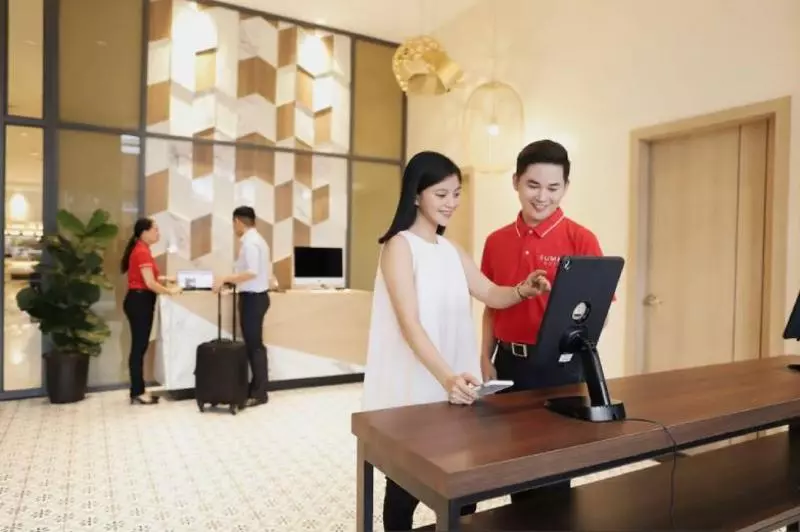 Fotos del hotel Summit  Greenhills:  10