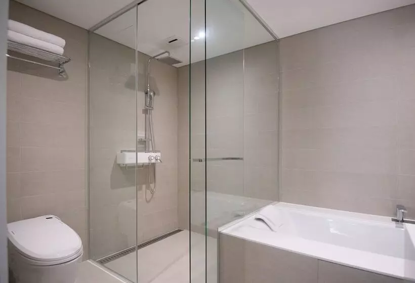 Fotos del hotel Orakai Daehakro:  3