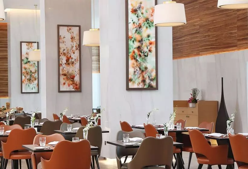 Fotos del hotel Grand Cosmopolitan:  15