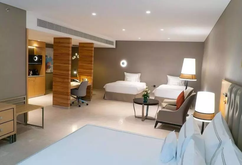Fotos del hotel Grand Cosmopolitan:  2